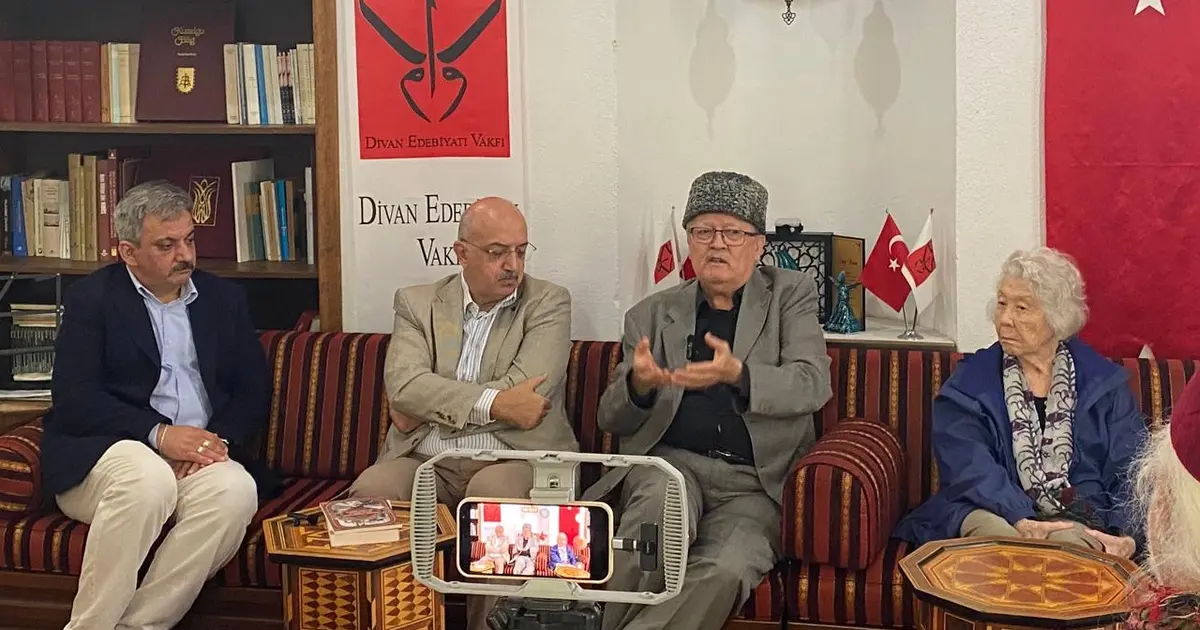 Zafer Karatay, Divan Edebiyatı Vakfı'nda Kırım'ı Anlattı