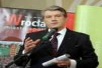 Yuşçenko: Ukrayna ile Rusya arasındaki gaz krizi ticari kriz değildir