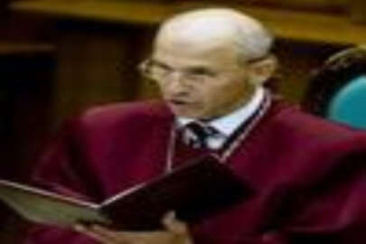 Anayasa Mahkemesi, parlamentonun seçim kararını iptal etti