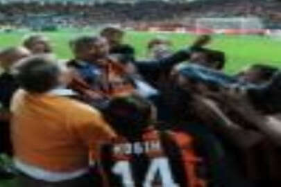 Lucescu, Beşiktaş’a gideceğine dair iddiaları yalanladı