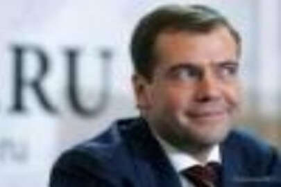Medvedev: ''Demiryolu seferleri artıyor, Ukrayna–Rusya ilişkileri gelişiyor''