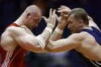 Kırım Tatar güreşçileri Avrupa Şampiyonasından 3 altınla dönüyor