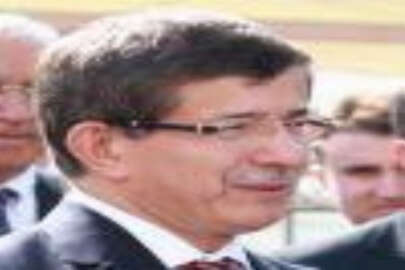 Dışişleri Bakanı Ahmet Davutoğlu’nun Cengiz Dağcı’nın cenazesinde yaptığı konuşma (FOTO)
