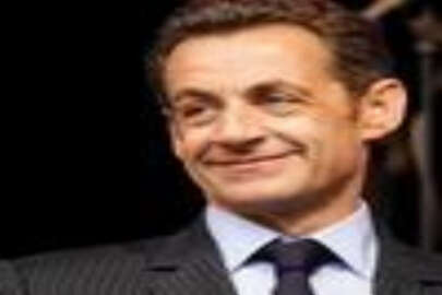 Sarkozy, Ukrayna'da zehirlenen oğlu için devletin jetini kullandı