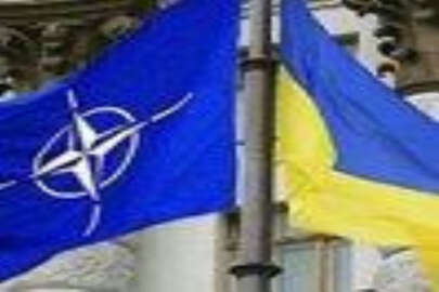 Ukrayna NATO ile ilişkileri geliştirmeye hazır