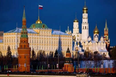 Rus ekonomisi can çekişiyor