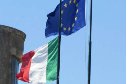 Şimdi de İtalya krizi!