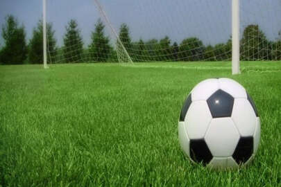 “Rus futbol kulüpleri UEFA’dan çıkarılsın”