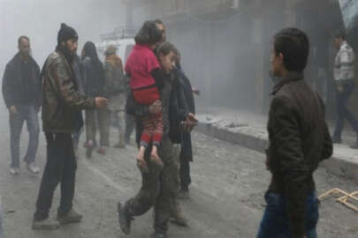 Rejim uçakları çatışma bölgesinden kaçan sivilleri vurdu