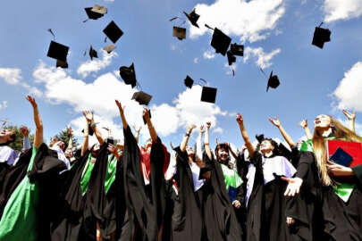 Diploma denklik başvurusu sorgulama hizmeti aktif