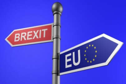 İngiltere, Brexit için ilk resmi adımı atıyor