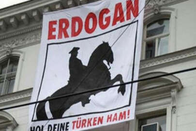 Viyana'da Türk Büyükelçiliği'ne saldırı