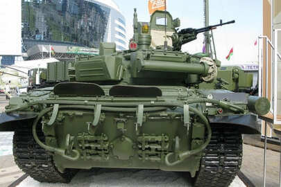 Rusya modernize ettiği tankları Ukrayna sınırına sevk etti