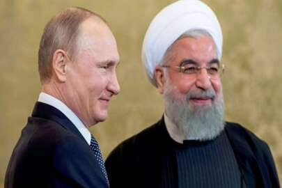 Putin ve Ruhani Moskova'da bir araya geldi