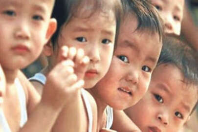 Türkistanlı çocuklar için "Bir kurşun kalem de sen al"