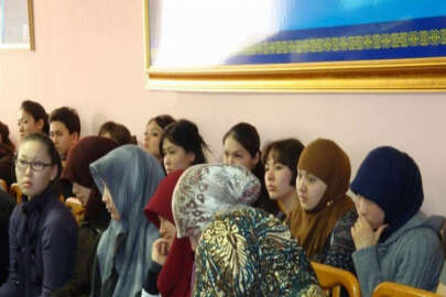 Kazakistan'da başörtüsü sorunu