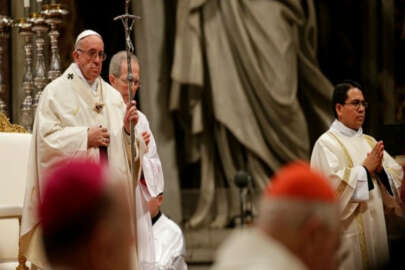 Papa: "Şeytan gerçek bir kişi, adı ve soyadı olduğuna eminim"