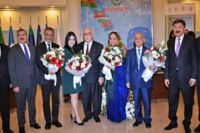 2'inci Uluslararası Dede Korkut Tiyatro Eseri Yarışması ödül töreni