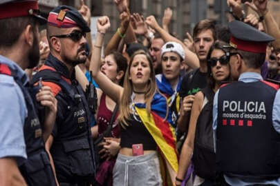 İspanyol bakan, Katalonya krizinin ülkeye maliyetini açıkladı