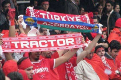 Tiraxtur'un bugünkü maçında "Tebriz Bakü Ankara" sloganları