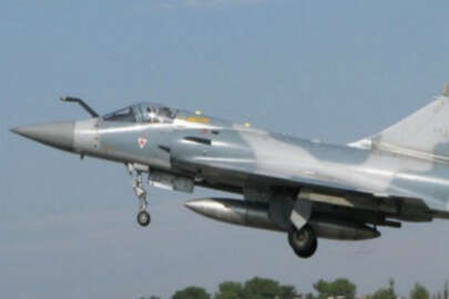 Ege'de Yunan savaş jeti düştü