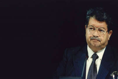 25. ölüm yıl dönümünde Turgut Özal