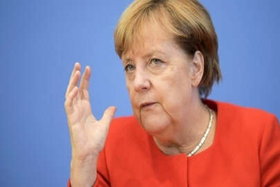 Merkel: "Ukrayna'yı desteklemeye devam edeceğiz"