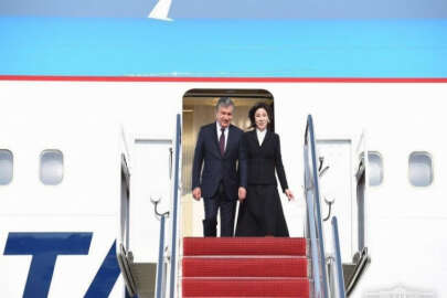 Özbekistan Cumhurbaşkanı Mirziyoyev, ABD'ye ulaştı