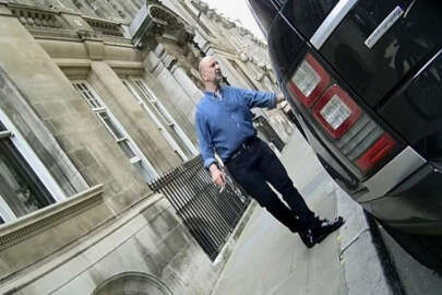 FETÖ'cü Ali İpek İngiltere'de görüntülendi