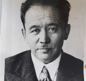 Kırım Tatar bayrağı Prag'da açıldı