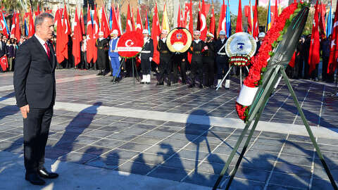 Çanakkale Zaferi 104. yıl dönümünde  törenlerle kutlanıyor