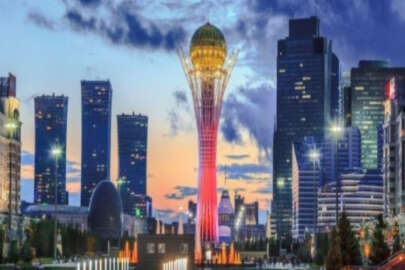 Kazakistan'ın başkenti Astana'nın ismi "Nursultan" olarak değiştirildi