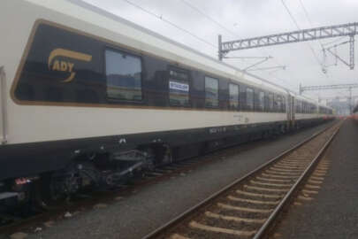 İsviçre'den Azerbaycan'a giden tren Marmaray'dan geçti