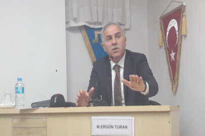 İstanbul Kırım Derneğinde Fatih ilçesinde sürgün anıtı konuşuldu