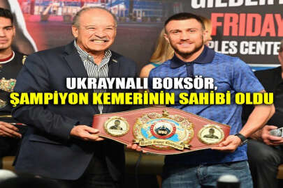 Ukraynalı boksör Lomaçenko WBO Süper Şampiyon Kemeri'nin sahibi oldu