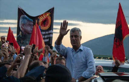 Azerbaycan'da yolsuzluk operasyonu: Kültür Bakanı görevden alındı