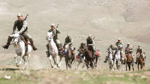 PKK'nın giremediği tek köy olan Ulupamir'de Kırgızlar göç tehlikesiyle karşı karşıya
