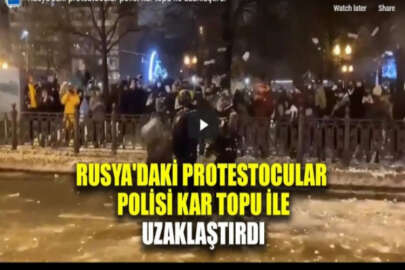 Rusya'daki protestocular polisi kar topu ile uzaklaştırdı