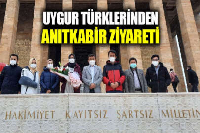 Doğu Türkistanlı kamp mağdurlarından Anıtkabir ziyareti