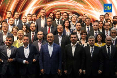 Çavuşoğlu, Katar, Filistin ve Pakistanlı mevkidaşlarıyla görüştü