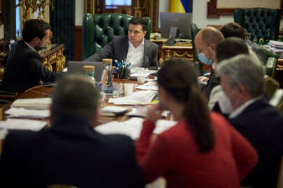 Zelenskıy, Ukrayna'nın yerli halkları ile ilgili yasa tasarısını Parlamentoya sundu