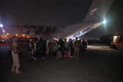 Afganistan'dan 229 Türk vatandaşı daha tahliye edildi