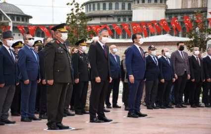 İstanbul'un kurtuluşunun 98'inci yıl dönümü kutlu olsun! "Geldikleri gibi giderler..."