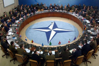 NATO, 8 Rus diplomatın akreditasyonunu iptal etti