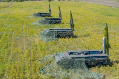 Ukrayna'dan Kırım yakınlarında füze tatbikatı
