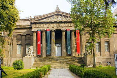 Refat Çubarov: Ukrayna Ulusal Sanat Müzesi'nin kapısı Türk Dünyasına açıktır