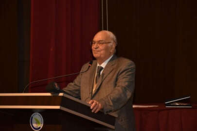 Türk tarihçi Prof. Dr. Enver Konukçu hayatını kaybetti