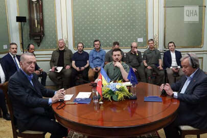 Cumhurbaşkanı Erdoğan, Kırımoğlu ve Kırım Tatar heyeti ile görüştü