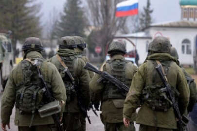 Rus birlikleri, Rusya, Belarus ve işgal altındaki Kırım'dan Ukrayna'ya saldırıyor
