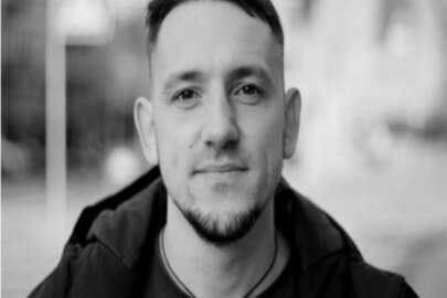 Orduya katılan Ukraynalı gazeteci Maksim Mednskiy Rusya’nın saldırılarında hayatını kaybetti